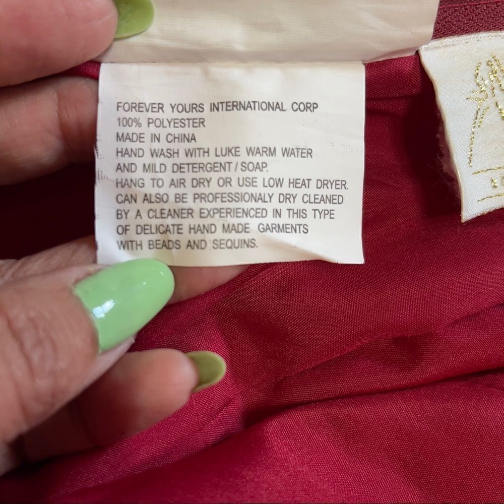FOREVER YOURS Red Haltered Long Gown Size 6 - Picture 15 of 16